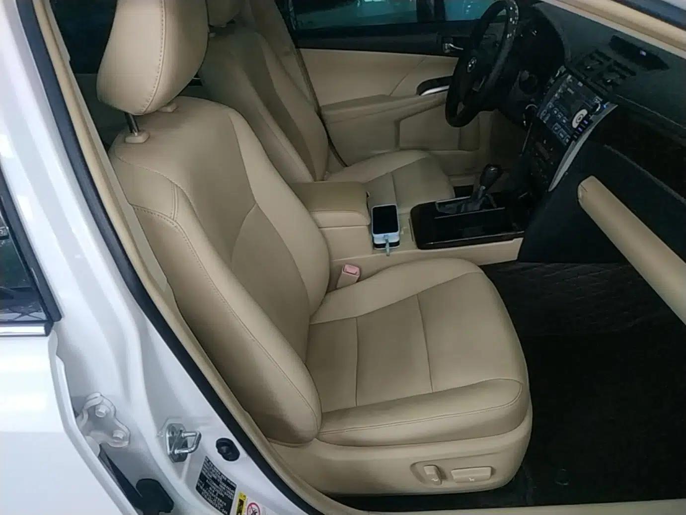 Toyota Camry 2016 2.0G 10th Anniversary Leading Edition — миниатюра 23
