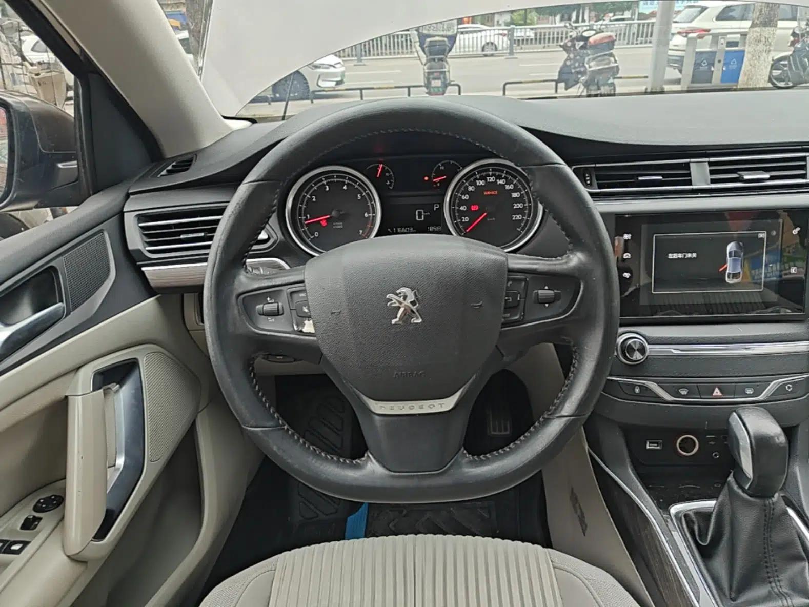 Peugeot 408 2014 1.8L Automatic Luxury Edition — миниатюра 14
