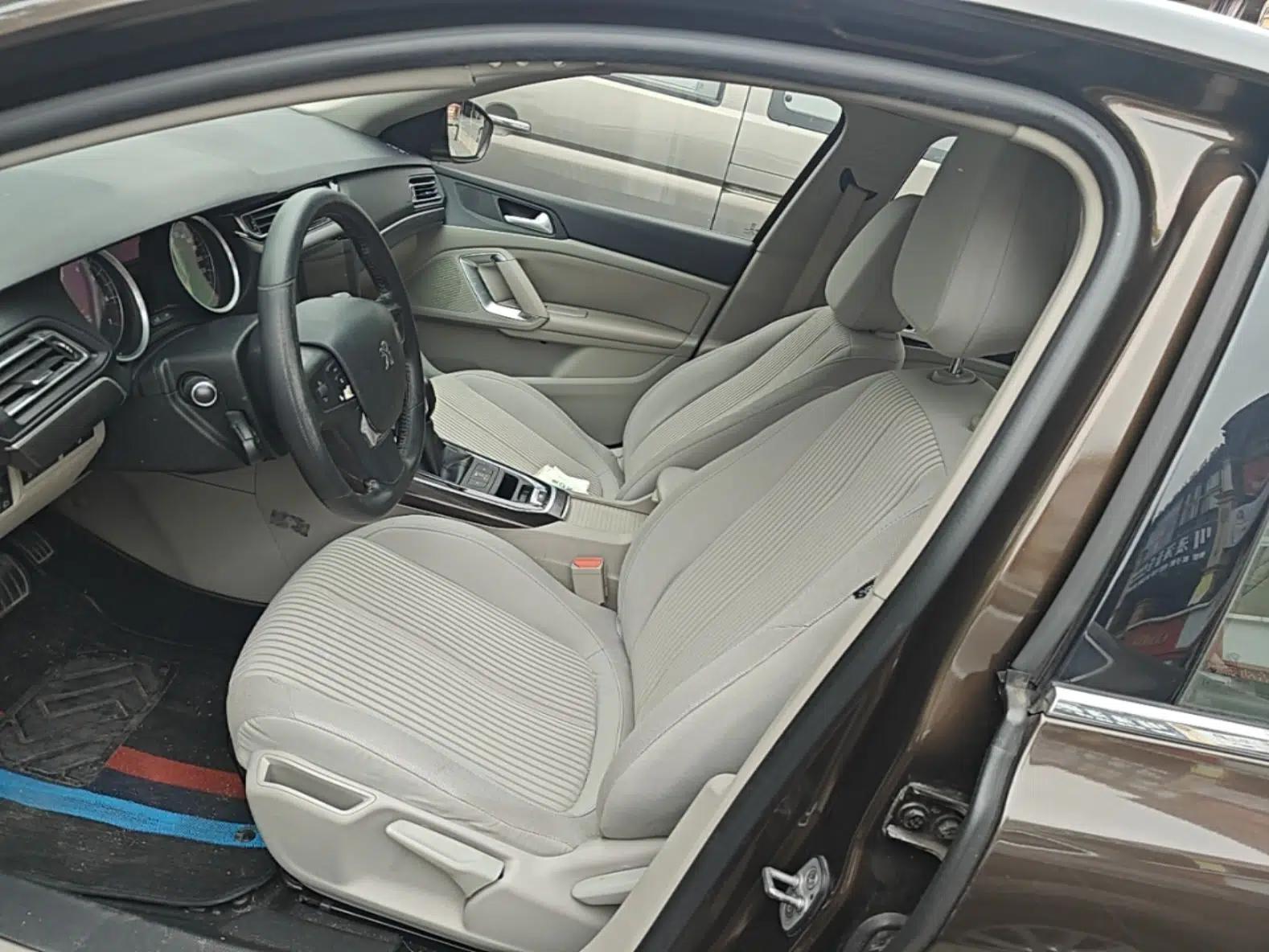 Peugeot 408 2014 1.8L Automatic Luxury Edition — миниатюра 18
