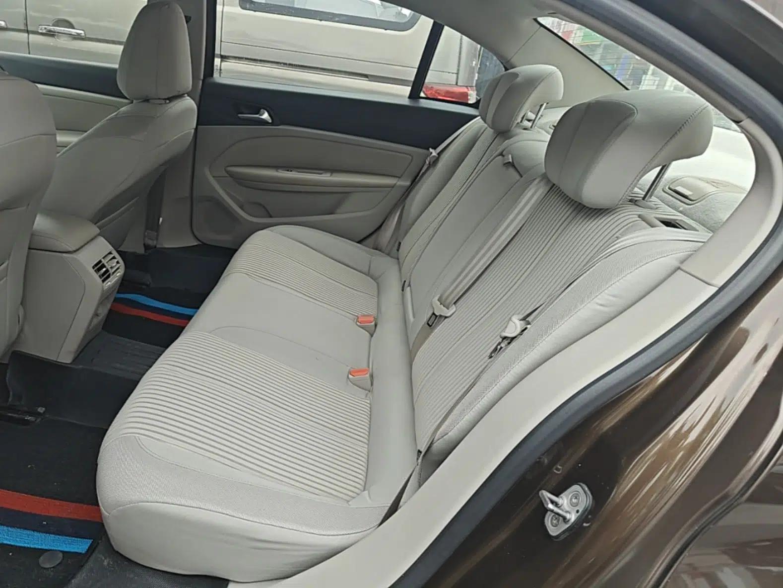 Peugeot 408 2014 1.8L Automatic Luxury Edition — миниатюра 20