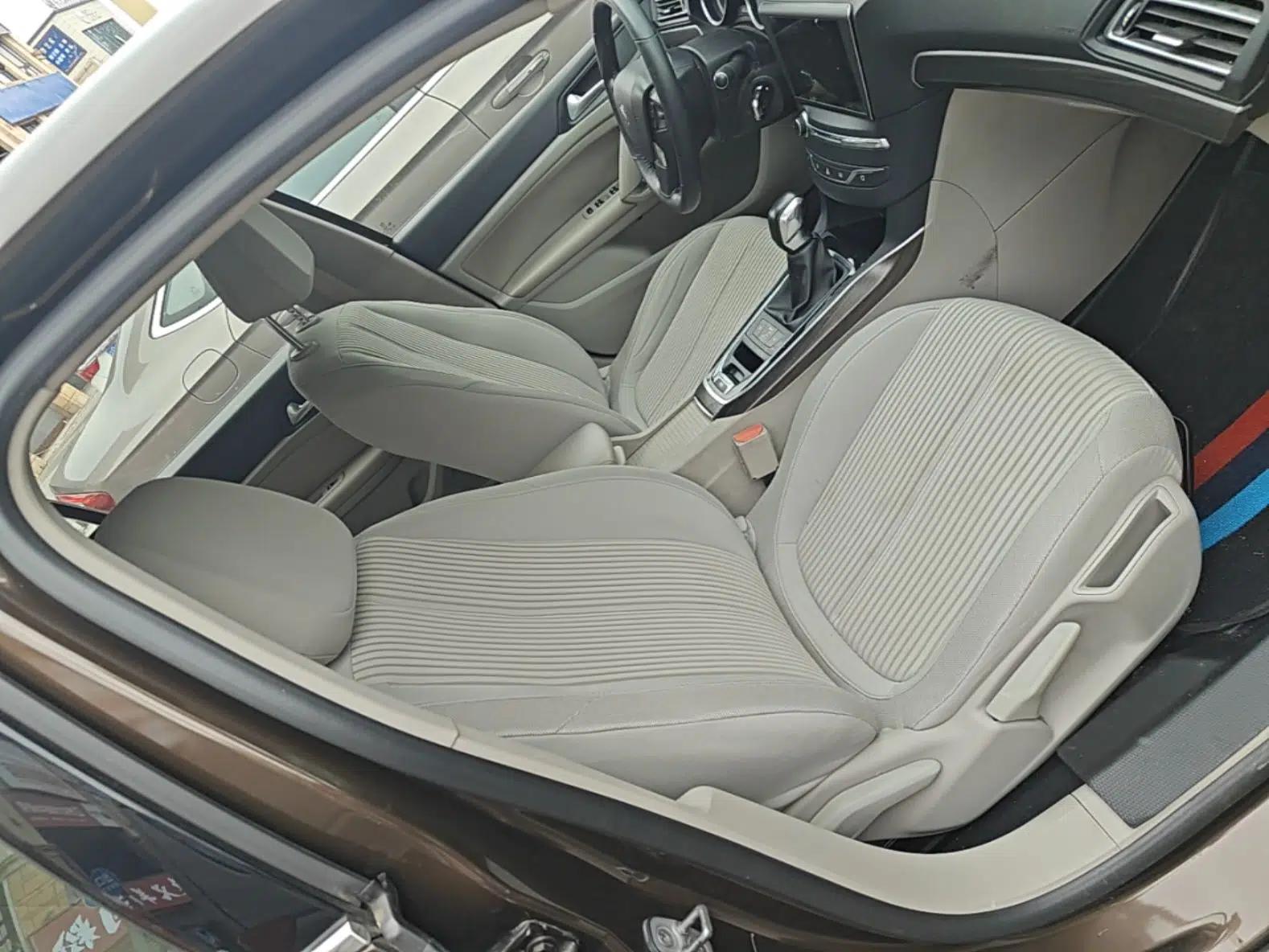 Peugeot 408 2014 1.8L Automatic Luxury Edition — миниатюра 23