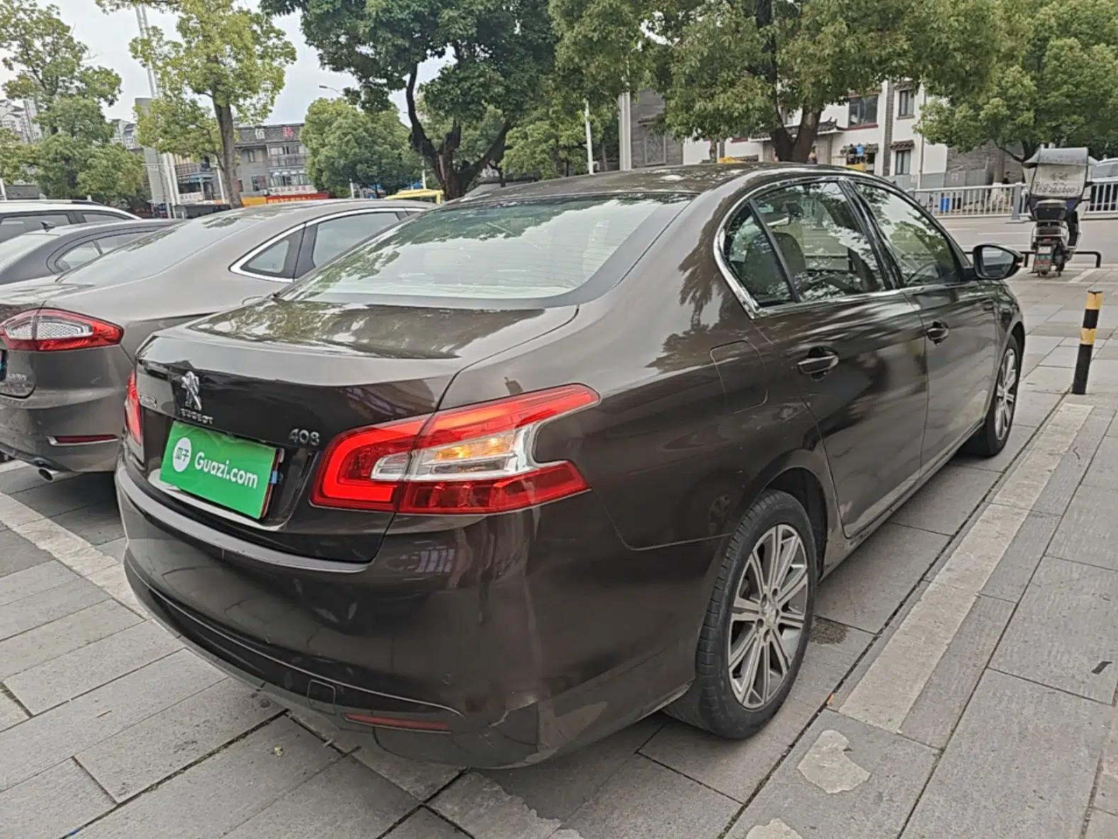 Peugeot 408 2014 1.8L Automatic Luxury Edition — миниатюра 6