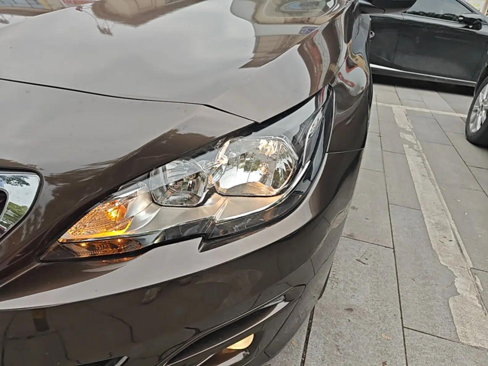 Peugeot 408 2014 1.8L Automatic Luxury Edition — миниатюра 9