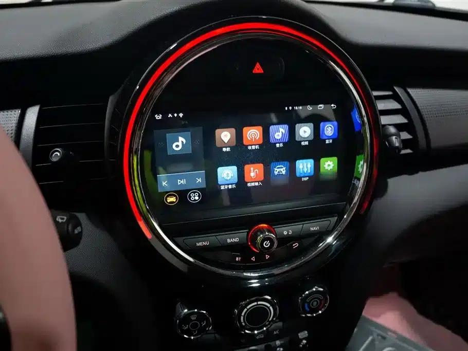 2016 MINI 1.5T COOPER 5-door version — миниатюра 12