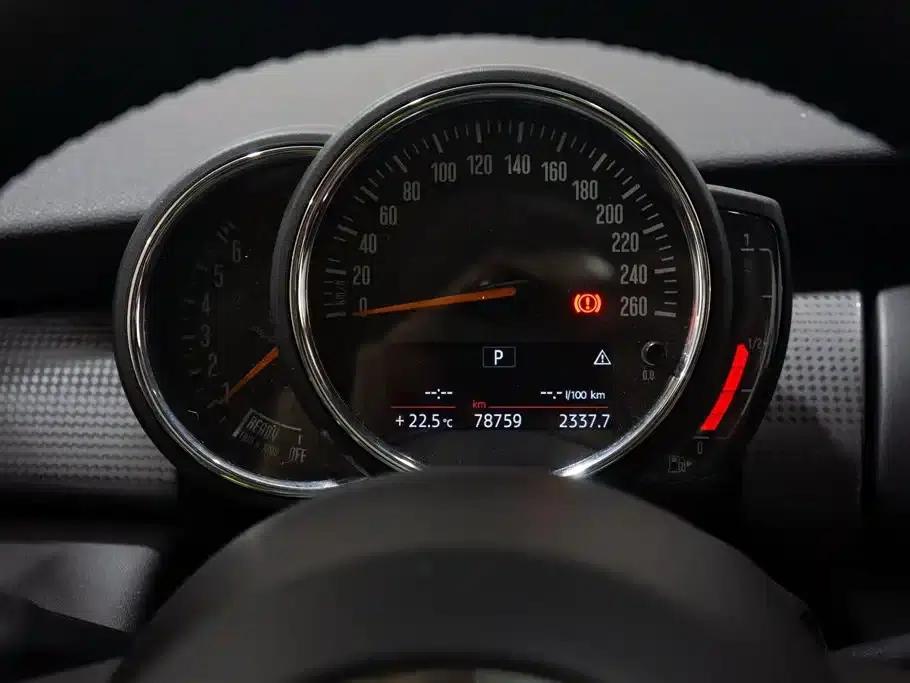 2016 MINI 1.5T COOPER 5-door version — миниатюра 10
