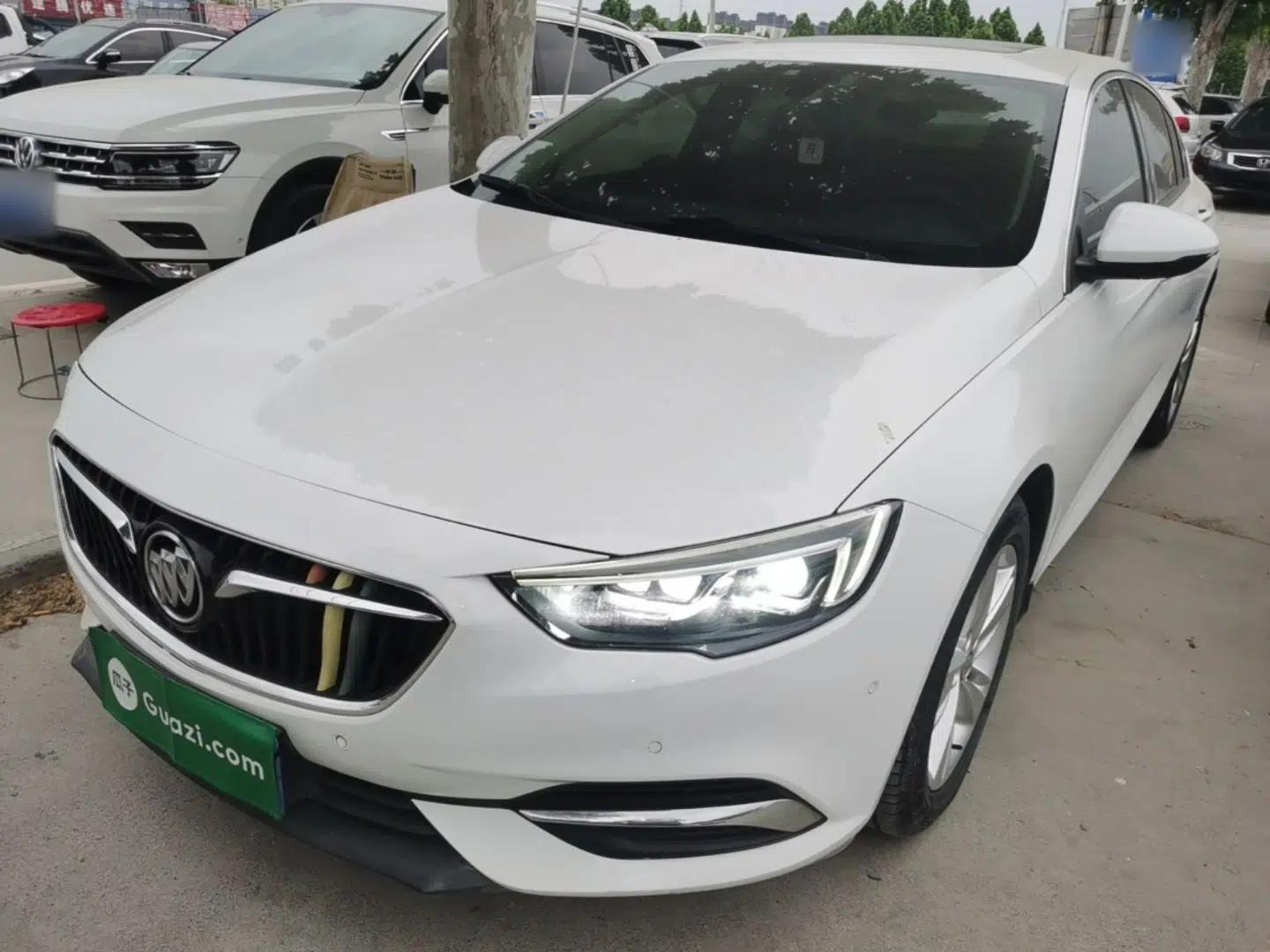 Buick Regal 2019 20T Luxury Model China VI Standard — миниатюра 1