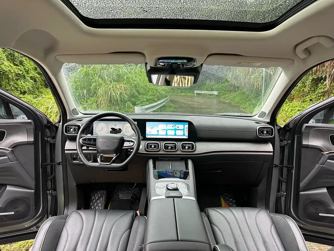 Chery Tiggo 9 2023 2.0T Dual-Clutch Two-Wheel Drive Luxury Edition 5-Seater — миниатюра 8