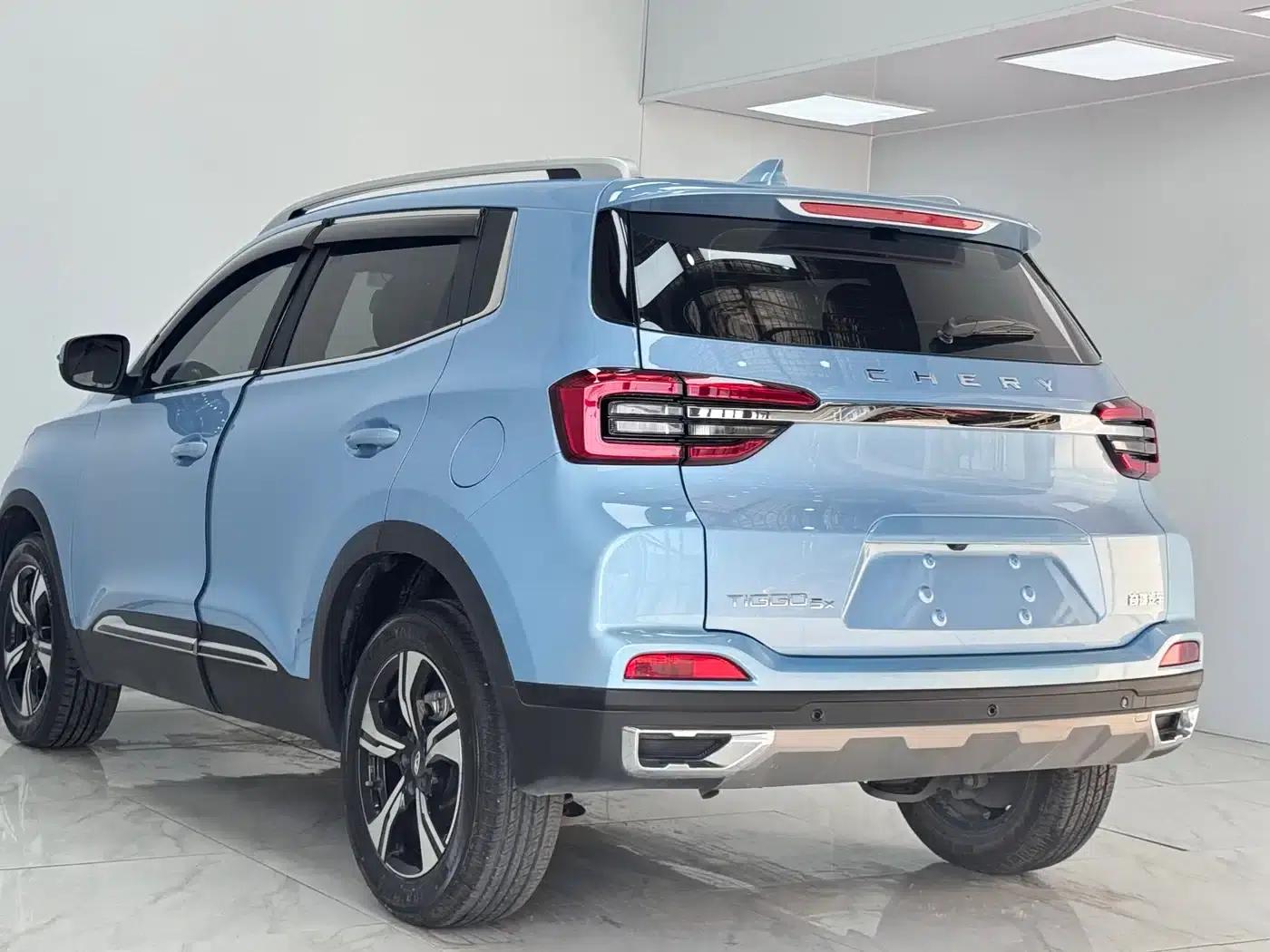 Chery Tiggo 5x 2022 Super Hero Edition 1.5L CVT Luxury — миниатюра 4