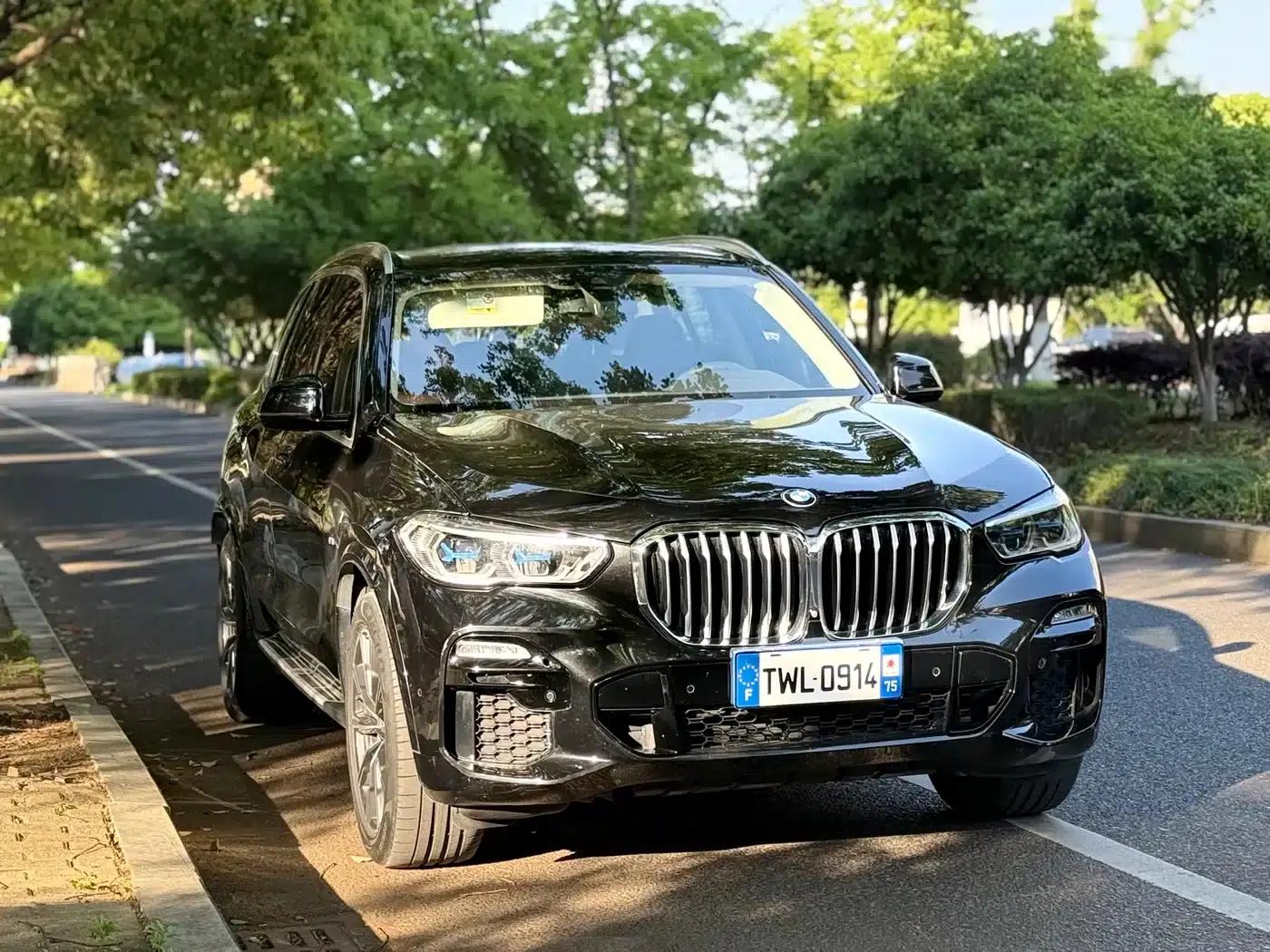 2020 BMW X5 xDrive40i M Sport Package (Imported) — миниатюра 3