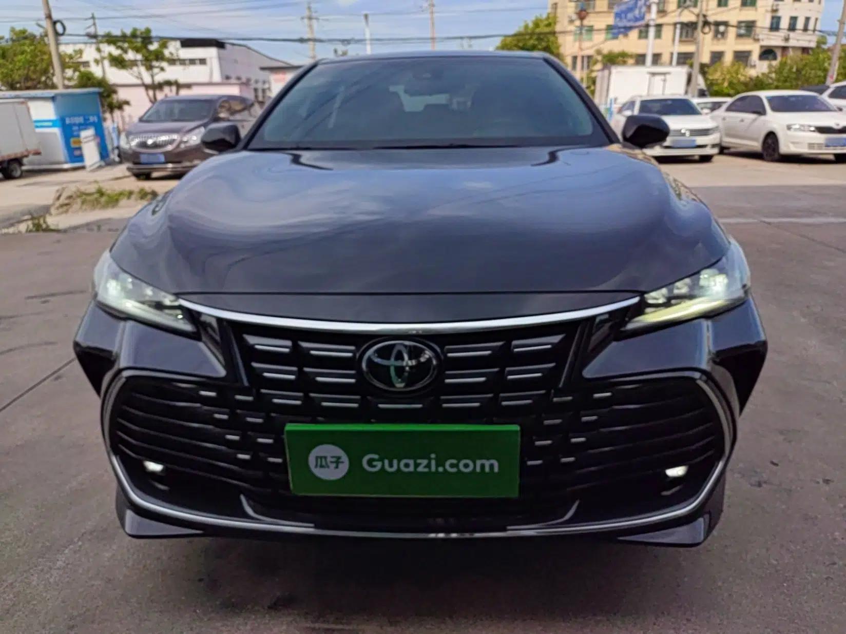 Toyota Avalon 2023 2.0L Luxury Edition — миниатюра 2