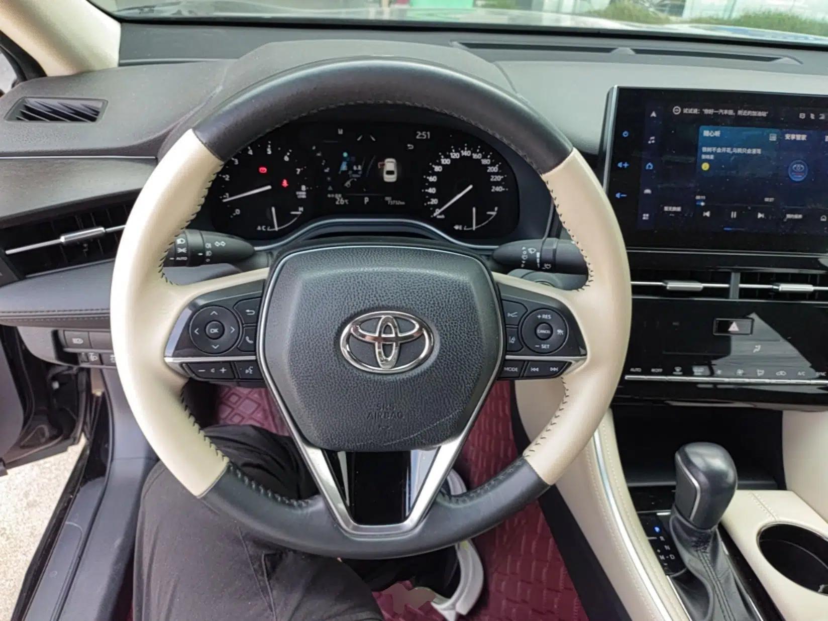 Toyota Avalon 2023 2.0L Luxury Edition — миниатюра 14
