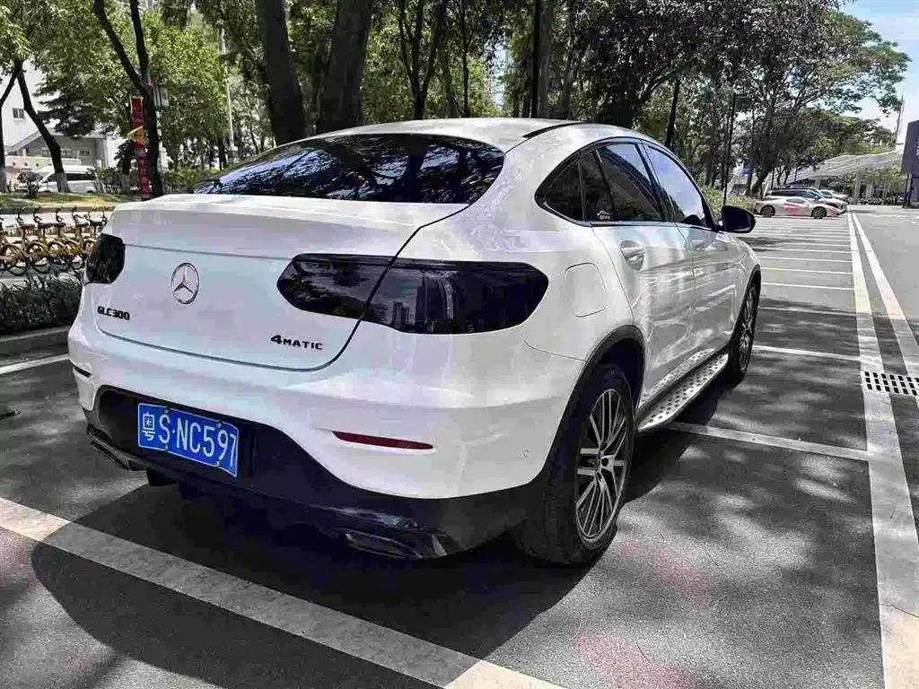 Mercedes-Benz GLC Coupe 2020 GLC 260 4MATIC Coupe SUV — миниатюра 4