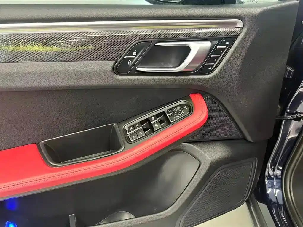 2023 Macan 2.0T — миниатюра 11