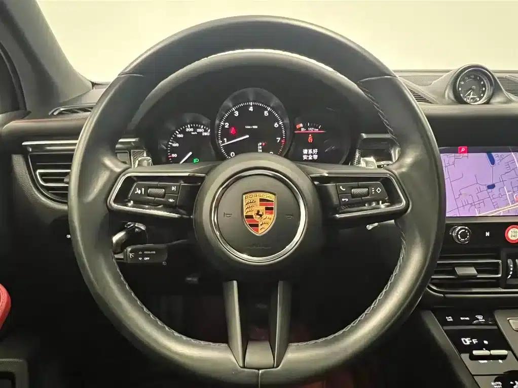 2023 Macan 2.0T — миниатюра 18