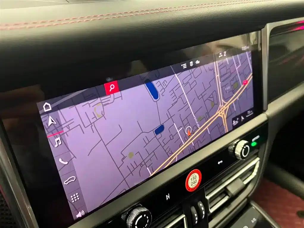 2023 Macan 2.0T — миниатюра 21