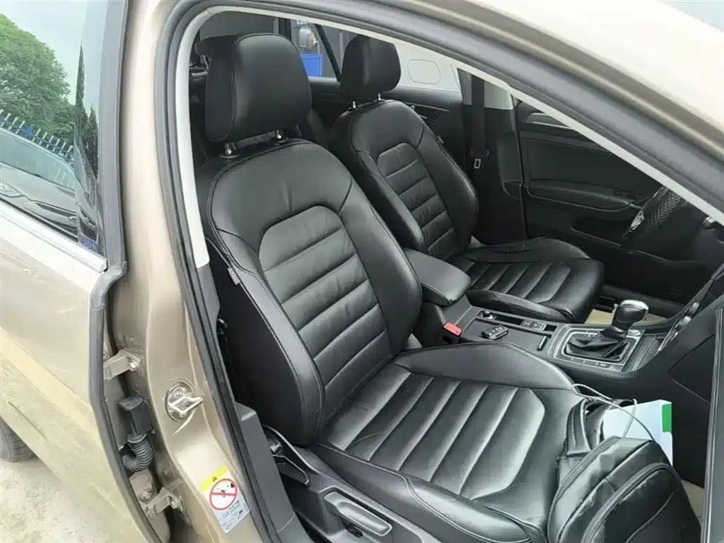 2015 Golf 1.4TSI Automatic Luxury — миниатюра 25