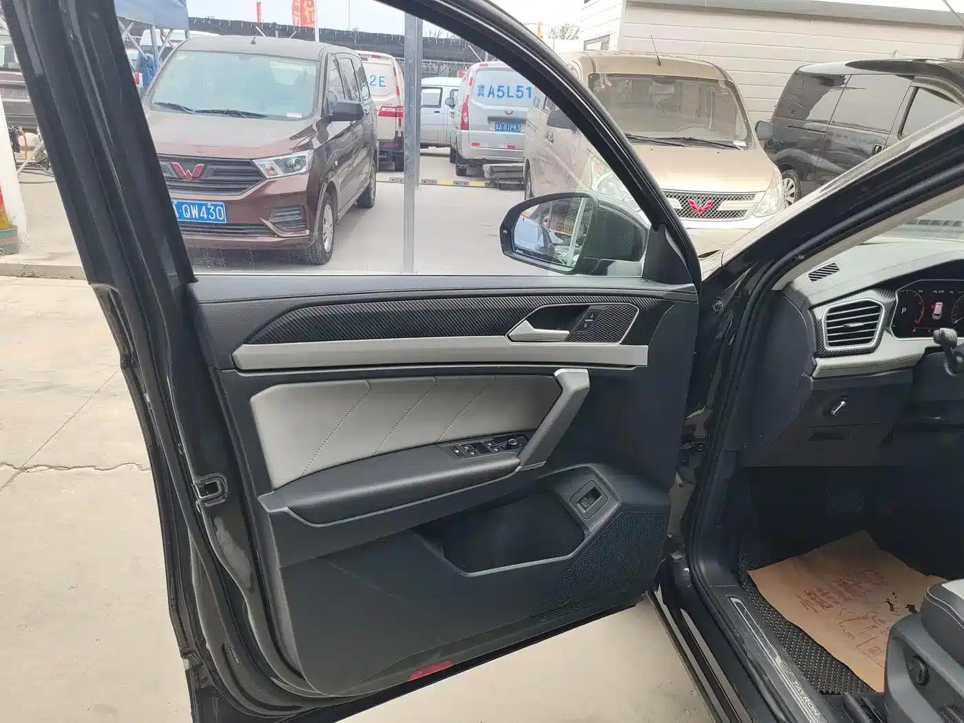 Tayron 2023 330TSI 2WD Luxury Plus Advanced Edition — миниатюра 9