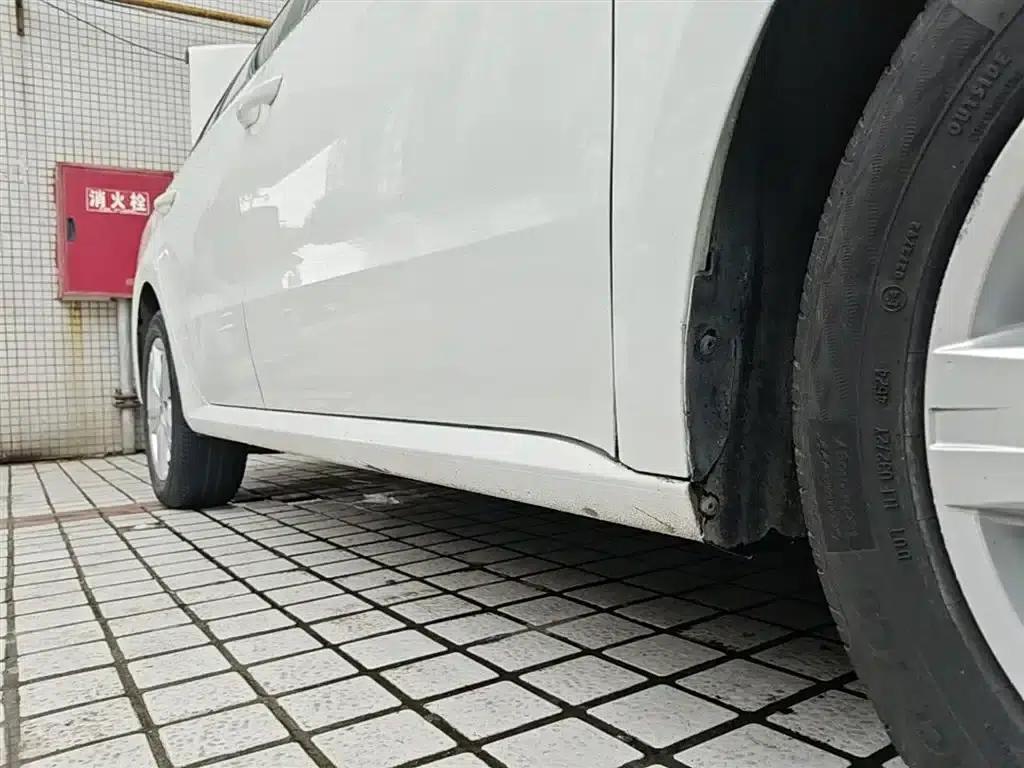 2017 Volkswagen Lavida 1.6L Automatic Fashion Edition — миниатюра 21