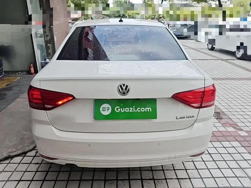2017 Volkswagen Lavida 1.6L Automatic Fashion Edition — миниатюра 6