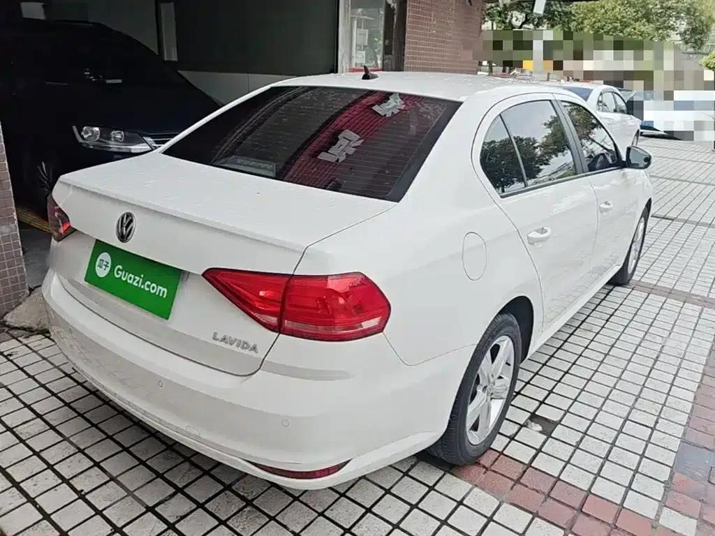 2017 Volkswagen Lavida 1.6L Automatic Fashion Edition — миниатюра 7
