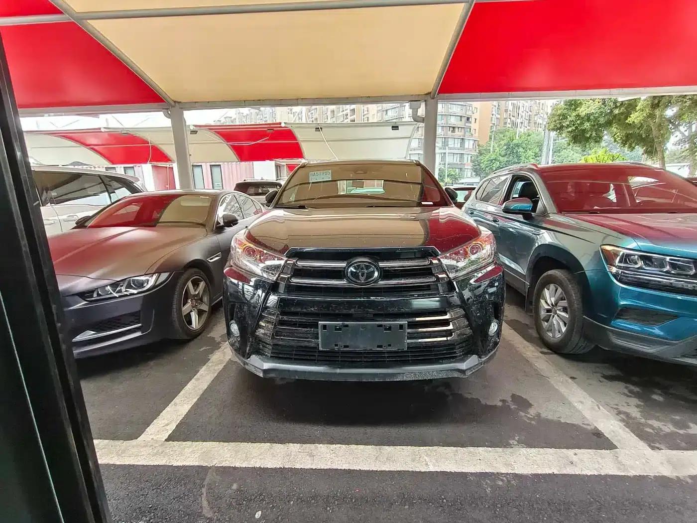 2018 Toyota Highlander 2.0T AWD Knight Edition 7-seater (China VI Emission Standard) — миниатюра 2
