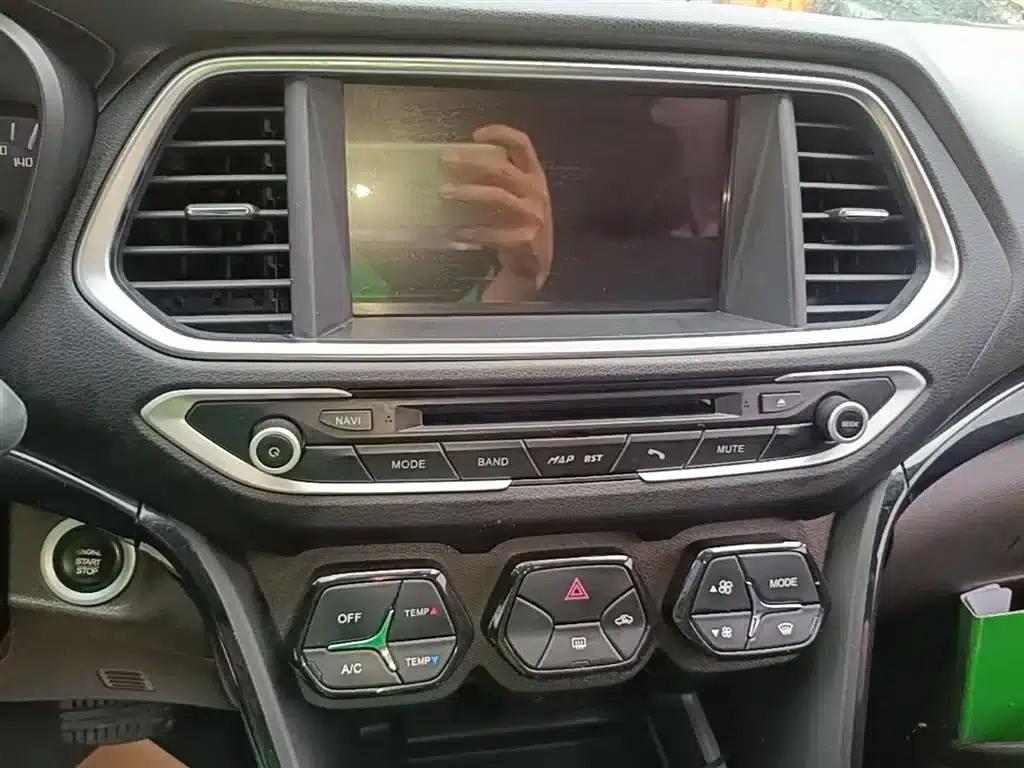 Trumpchi GS4 2015 200T G-DCT Elite Edition — миниатюра 13