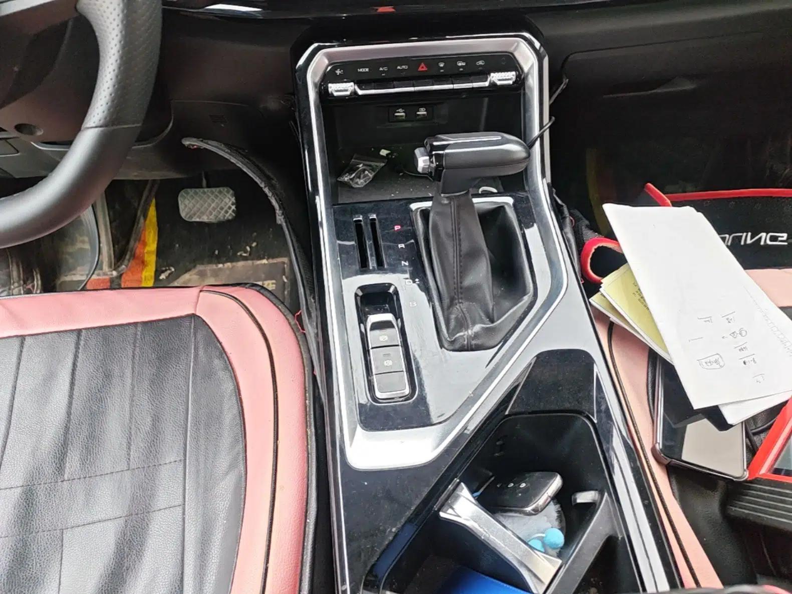 Wuling Asta 2021 1.5T CVT Star曜 Edition — миниатюра 17