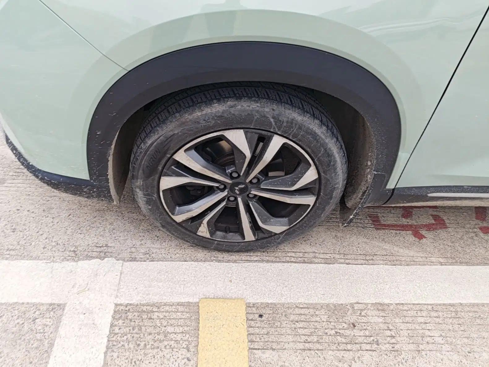 Wuling Asta 2021 1.5T CVT Star曜 Edition — миниатюра 8