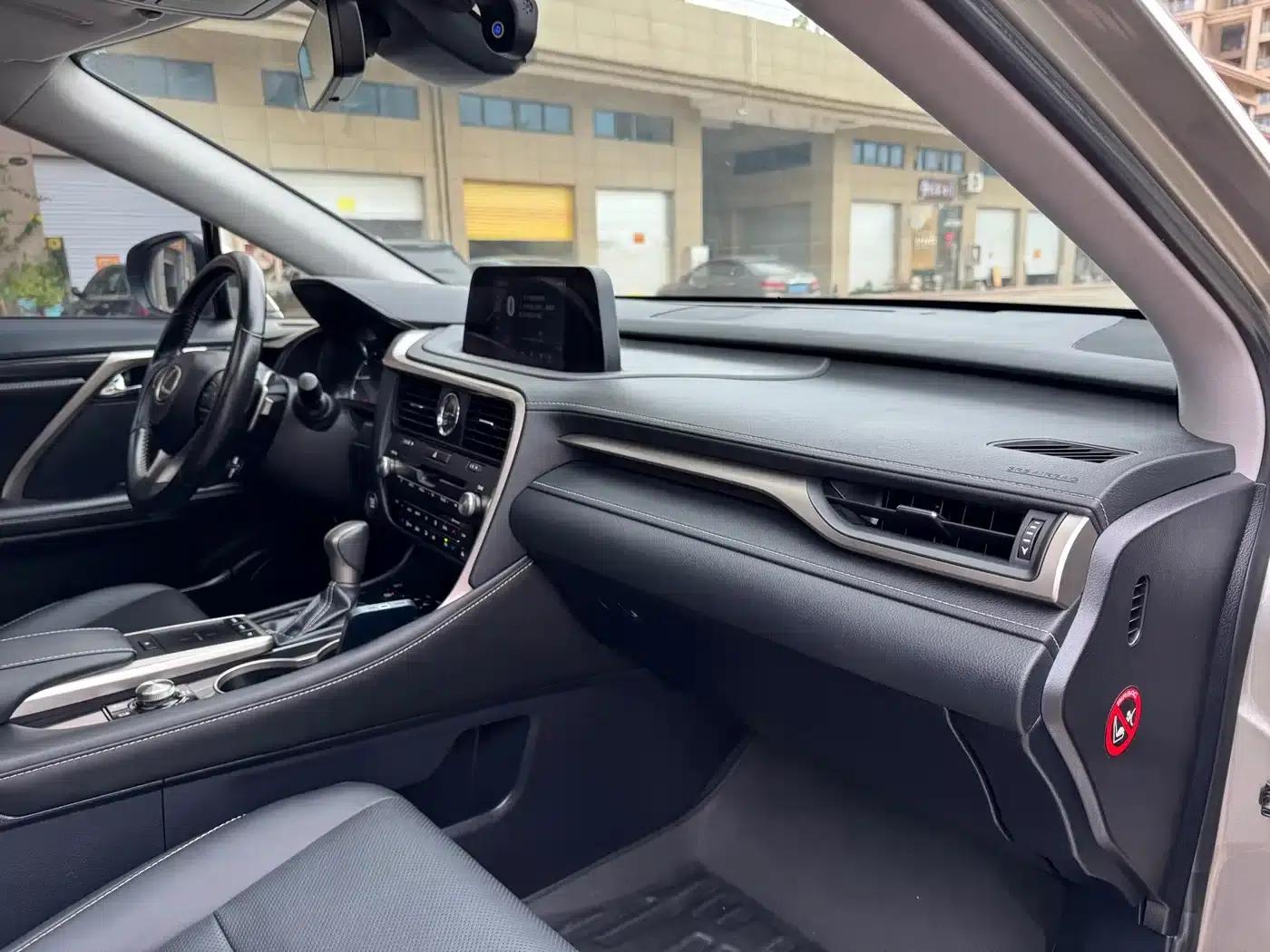 Lexus RX 2020 300 AWD Elegant Edition (China V Emission Standard) — миниатюра 11