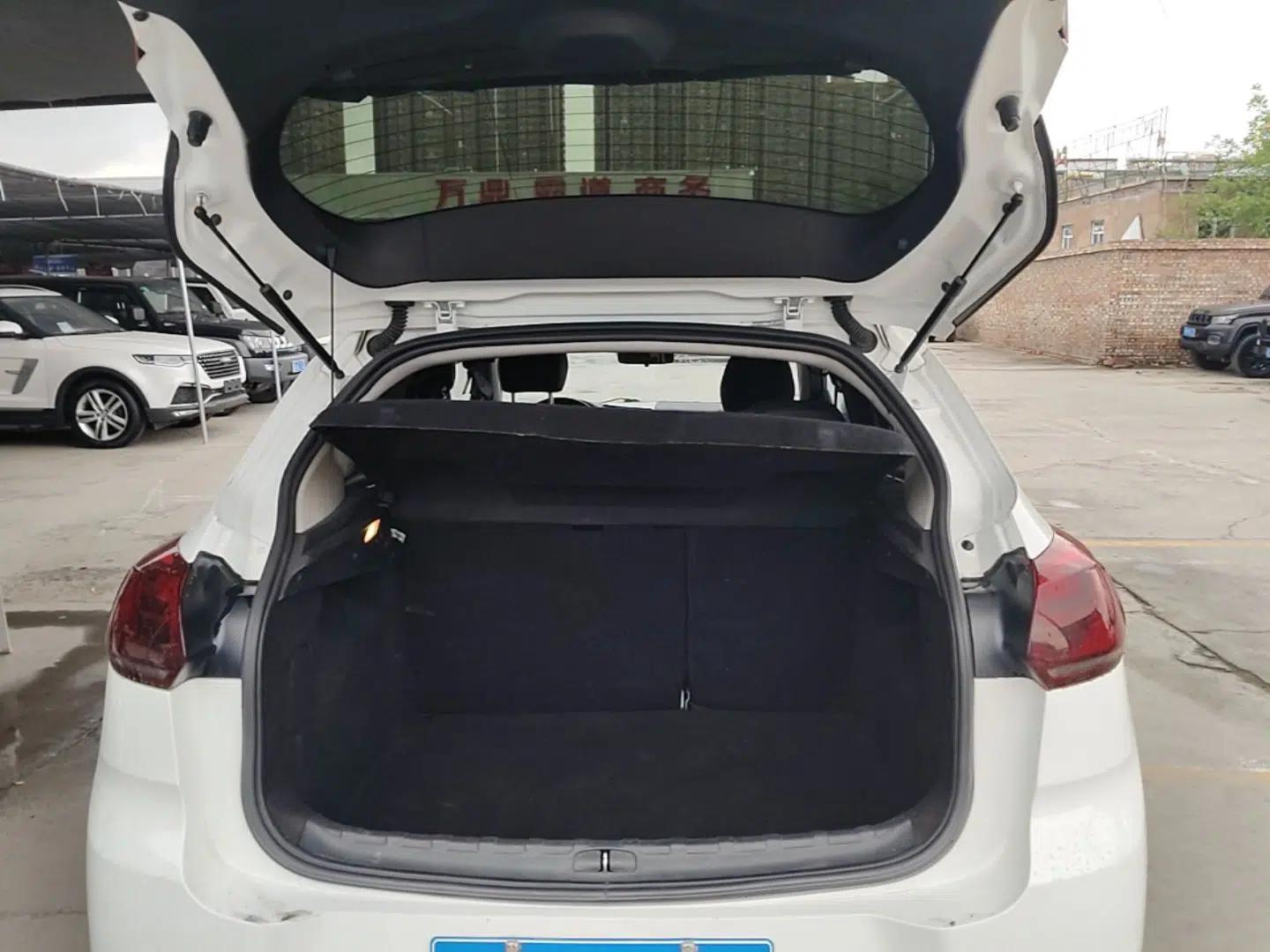 Citroen C3-XR 2015 1.6L Automatic Pioneer Model — миниатюра 22