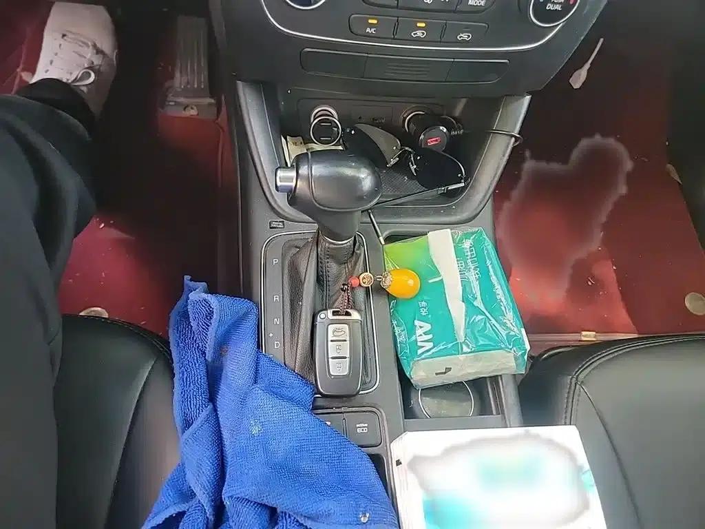 2013 Sorento 2.2T 7-seater Diesel Comfort Edition — миниатюра 7
