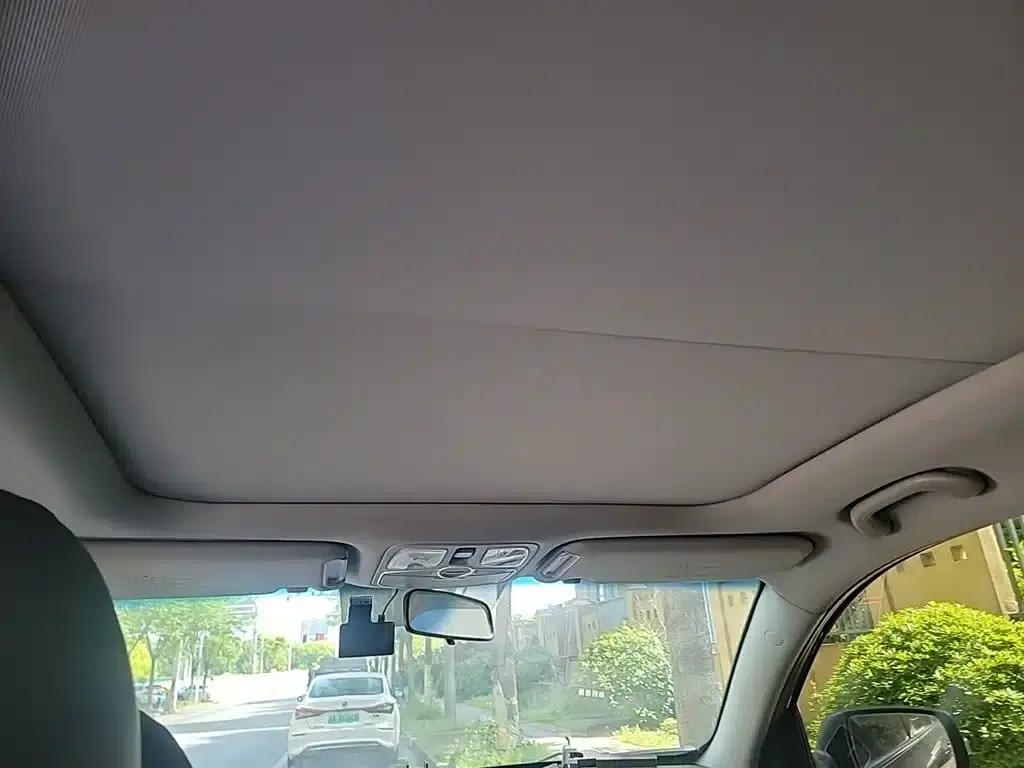 2013 Sorento 2.2T 7-seater Diesel Comfort Edition — миниатюра 9