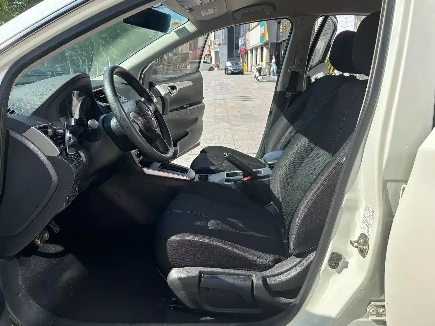 Nissan Sylphy 2022 Classic 1.6XE CVT Comfort Edition — миниатюра 4