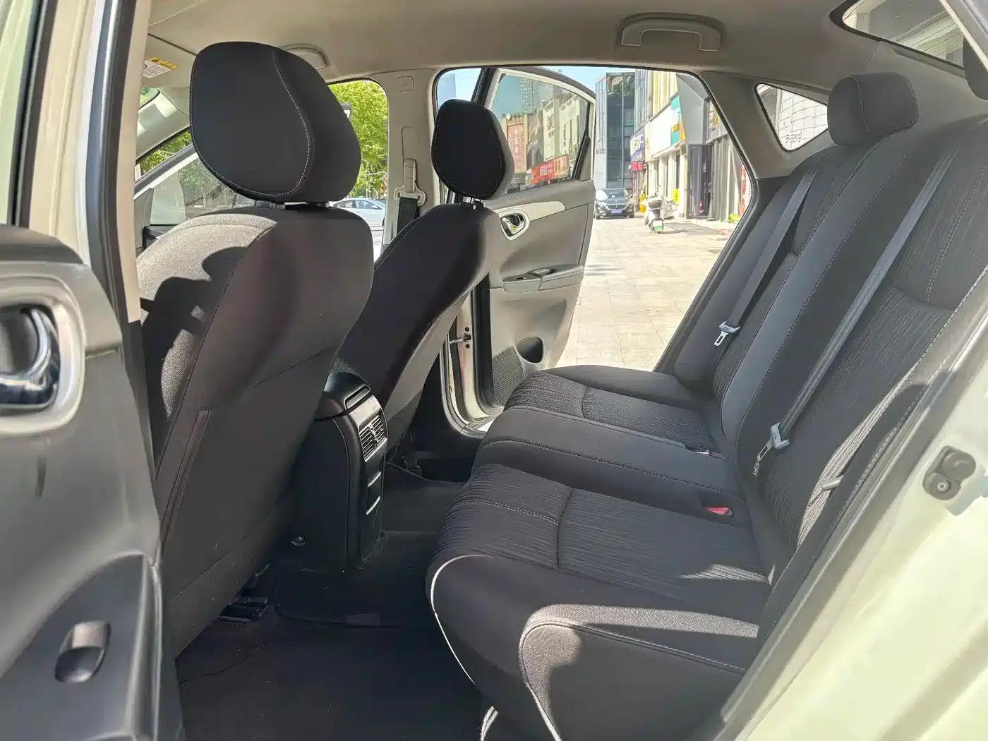 Nissan Sylphy 2022 Classic 1.6XE CVT Comfort Edition — миниатюра 8