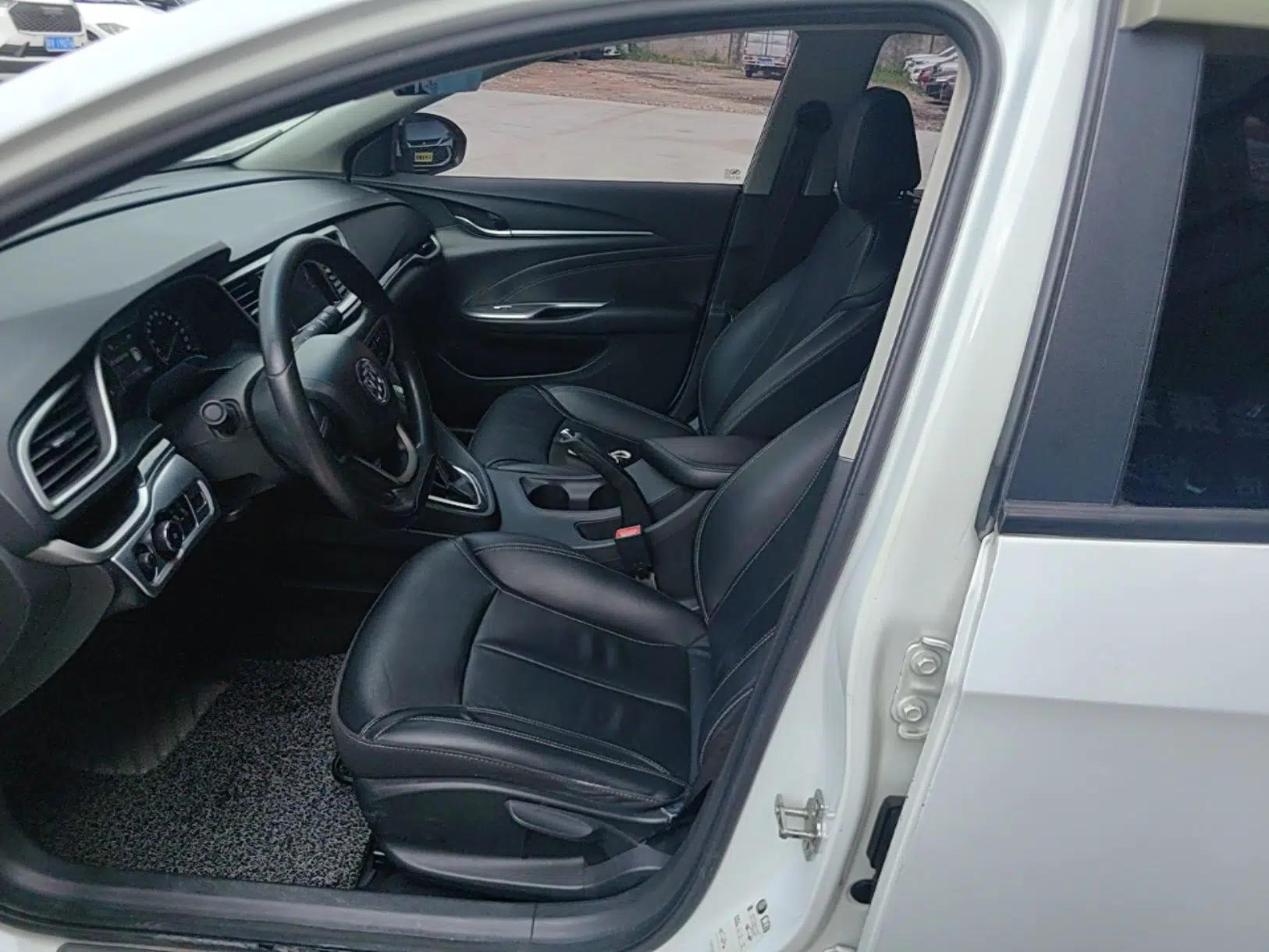Buick GT 2015 15N Automatic Deluxe Edition — миниатюра 18