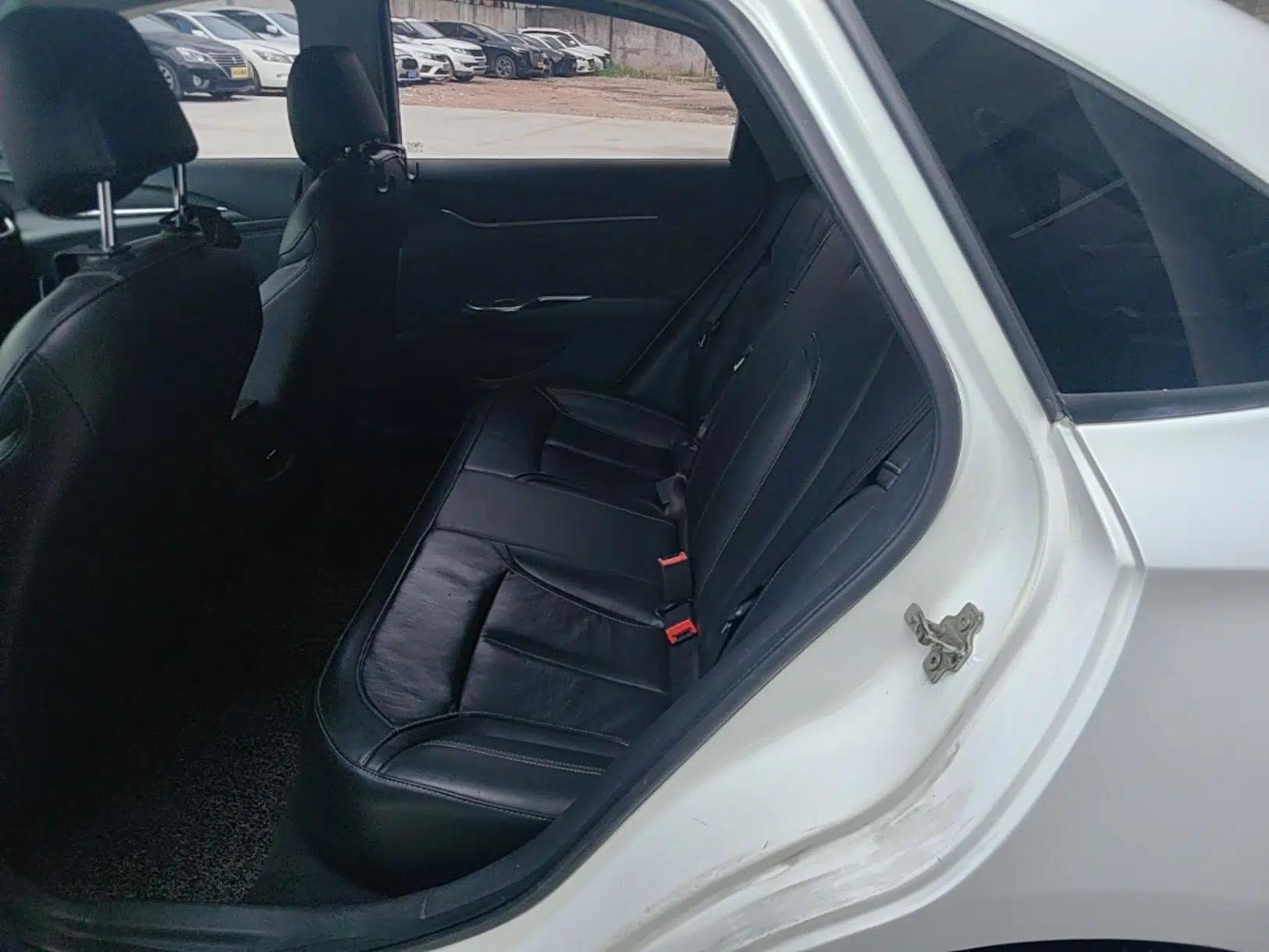 Buick GT 2015 15N Automatic Deluxe Edition — миниатюра 20