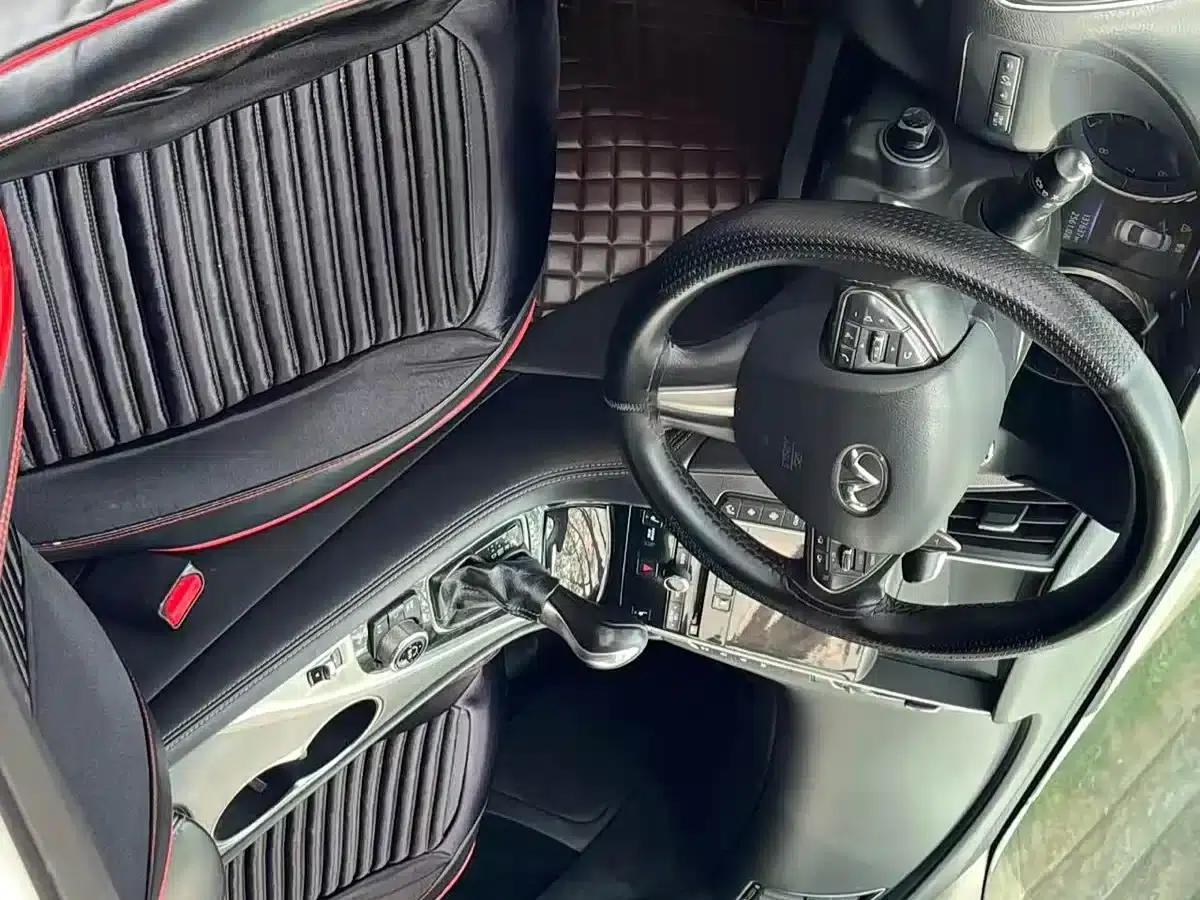 Infiniti Q50L 2015 2.0T Sport Edition — миниатюра 7
