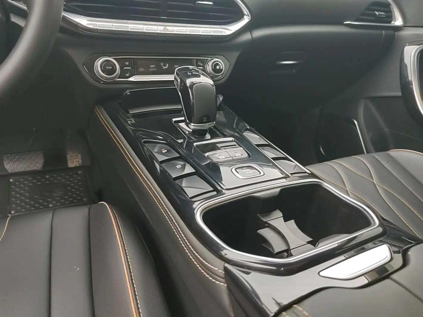 Bestune T77 2021 PRO 280 TID Automatic Luxury Model — миниатюра 17