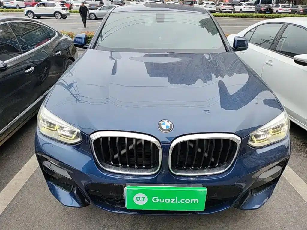 2019 BMW X4 xDrive25i M Sport Package — миниатюра 3