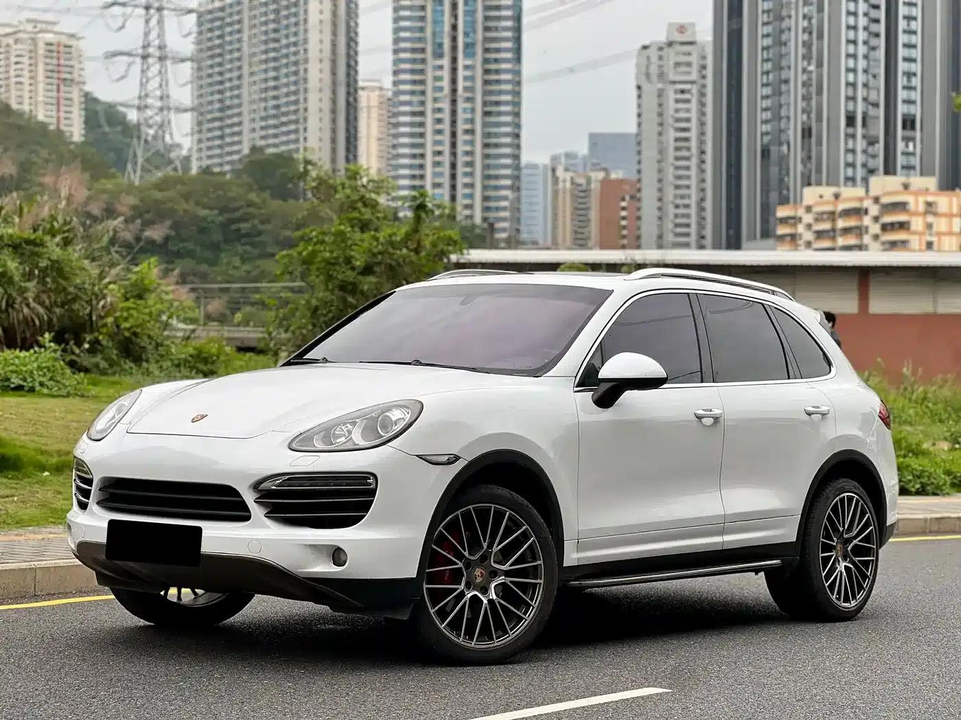 Cayenne 2011 Cayenne 3.0T — миниатюра 1