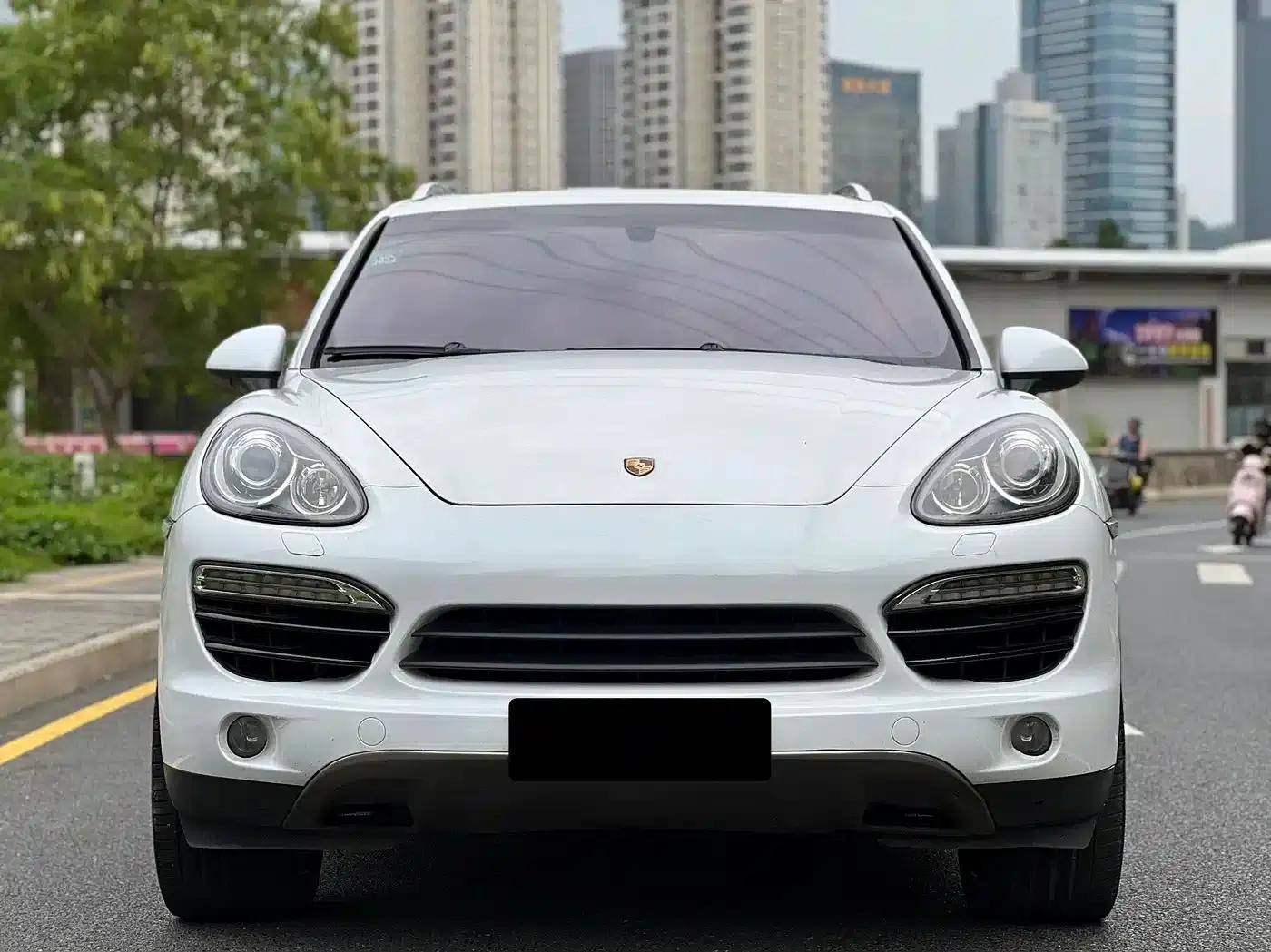 Cayenne 2011 Cayenne 3.0T — миниатюра 2