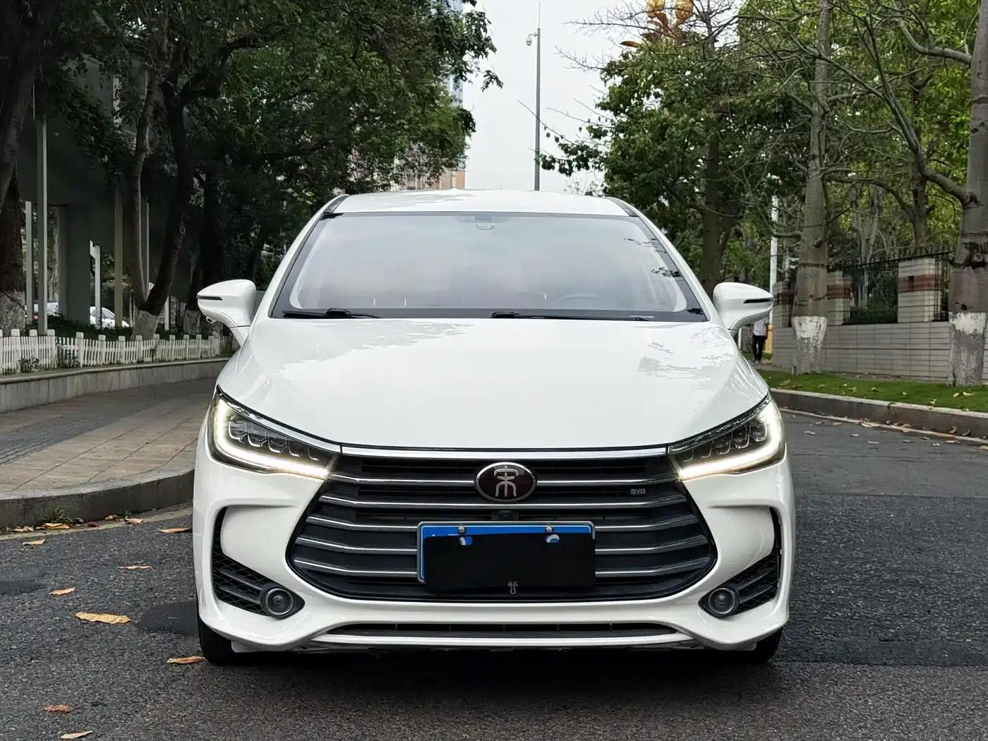 Song MAX 2018 1.5T Automatic Intelligent Premium 7-seater — миниатюра 2