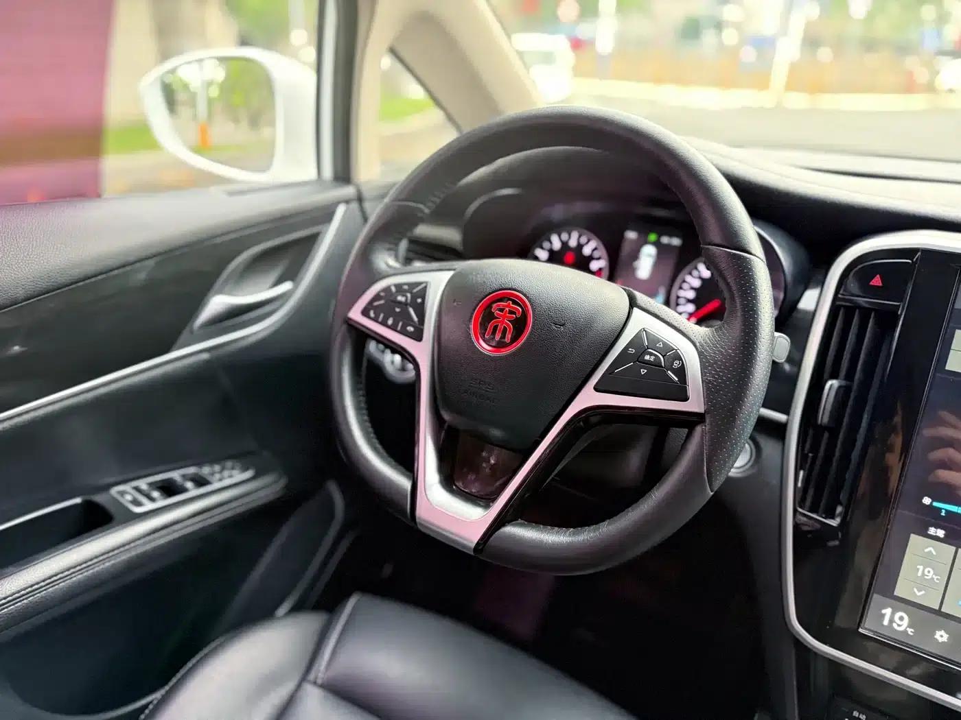 Song MAX 2018 1.5T Automatic Intelligent Premium 7-seater — миниатюра 12