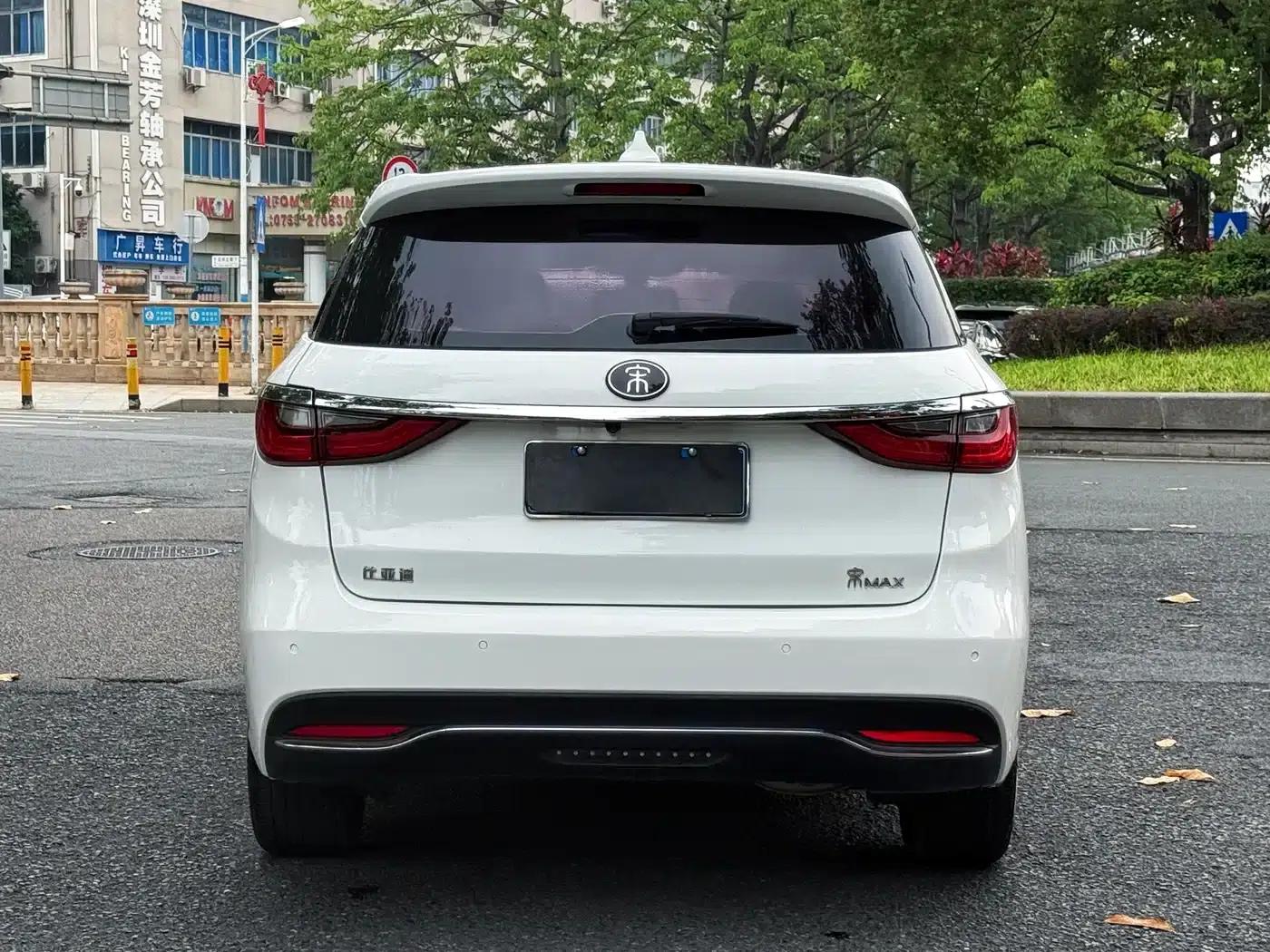 Song MAX 2018 1.5T Automatic Intelligent Premium 7-seater — миниатюра 6