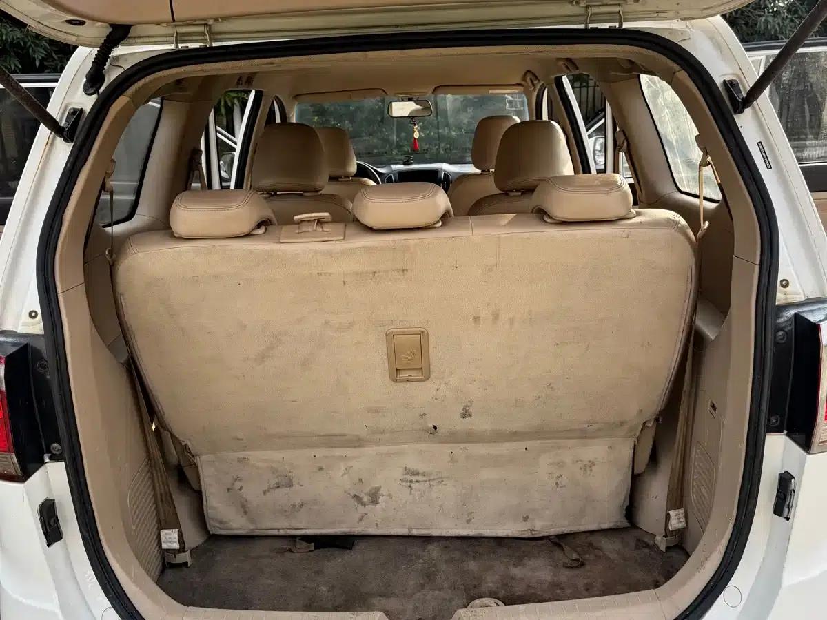 Baojun 730 2014 1.8L Manual Comfort 7-Seater — миниатюра 11