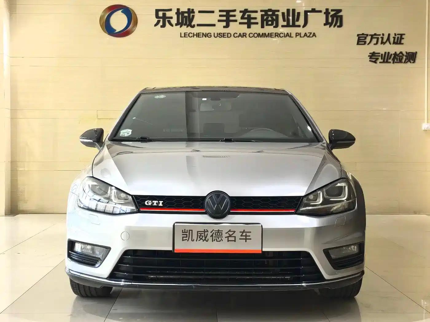 2016 Golf 1.4TSI Automatic R-Line — миниатюра 2
