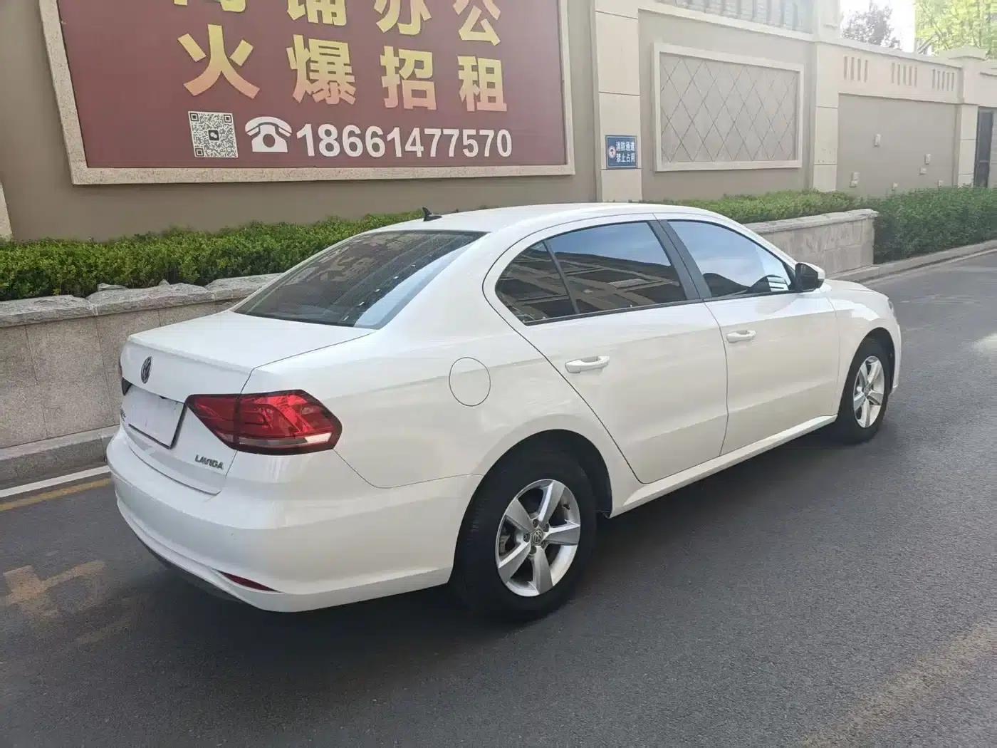 2021 Volkswagen Lavida 1.5L Automatic Comfort Edition — миниатюра 12