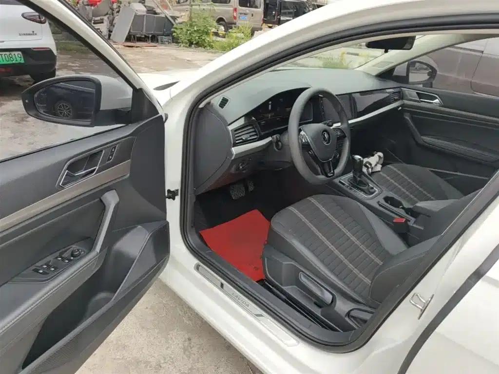 2021 Volkswagen Lavida 280TSI DSG Comfort Edition — миниатюра 16