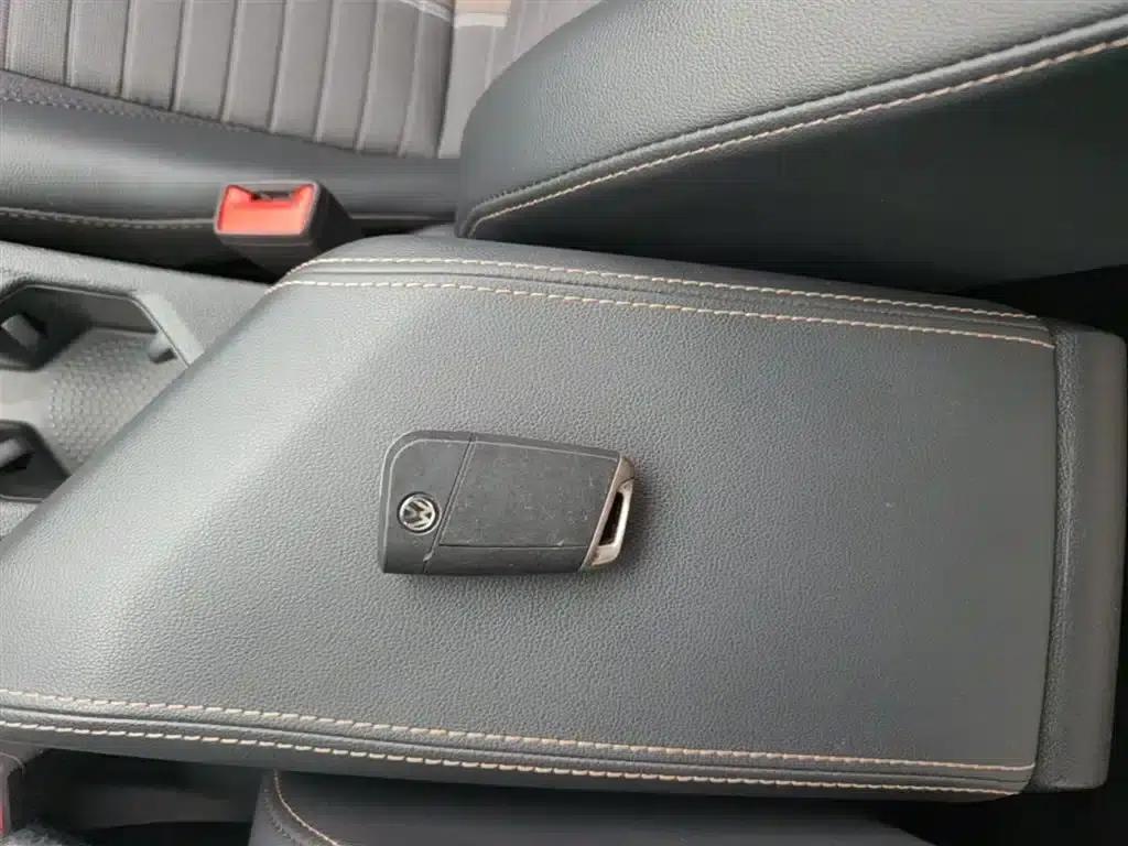 2021 Volkswagen Lavida 280TSI DSG Comfort Edition — миниатюра 9