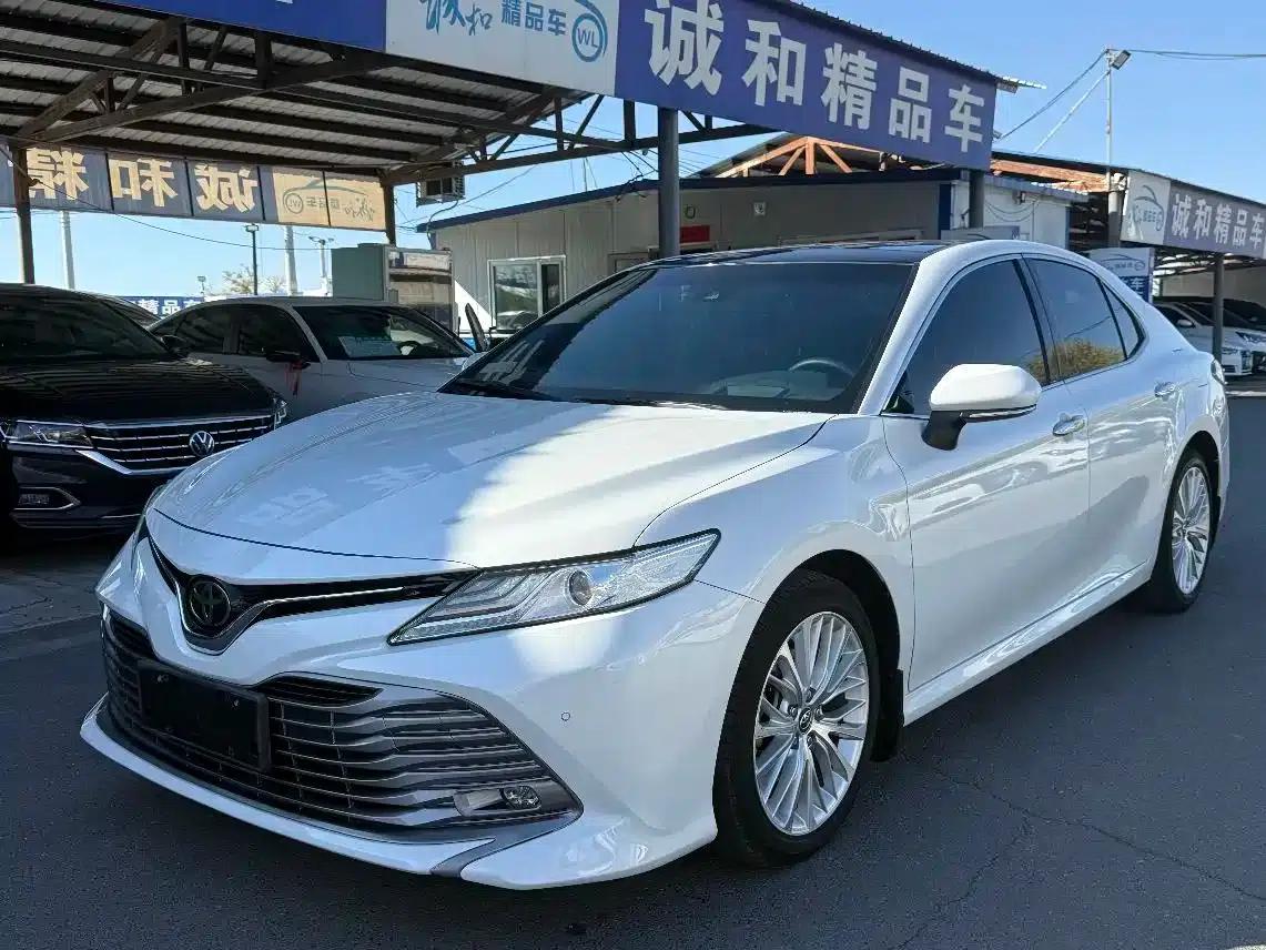2018 Camry 2.5G Luxury Edition — миниатюра 1